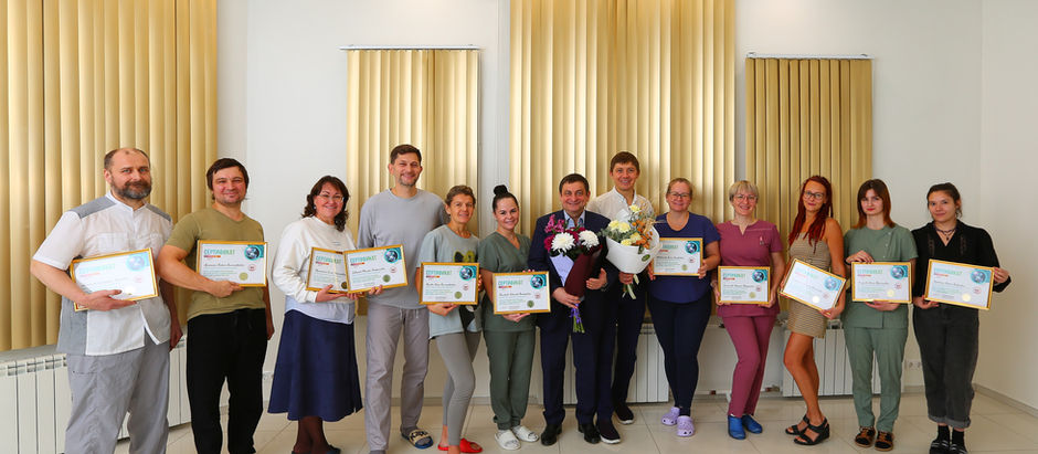 Ортопедический массаж при коксартрозе и биомеханическая коррекция: успешное завершение курса в Академии физической и реабилитационной медицины