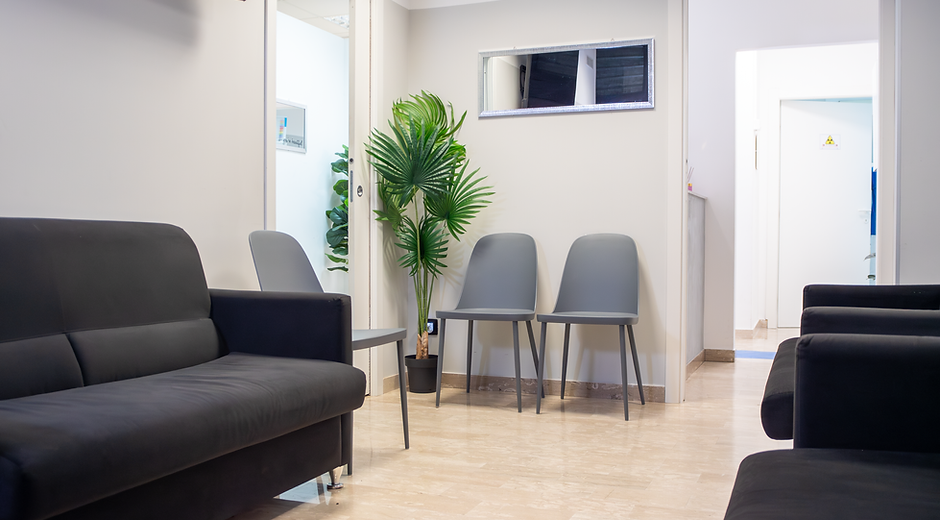 Studio Dentistico Stirpe-196.png