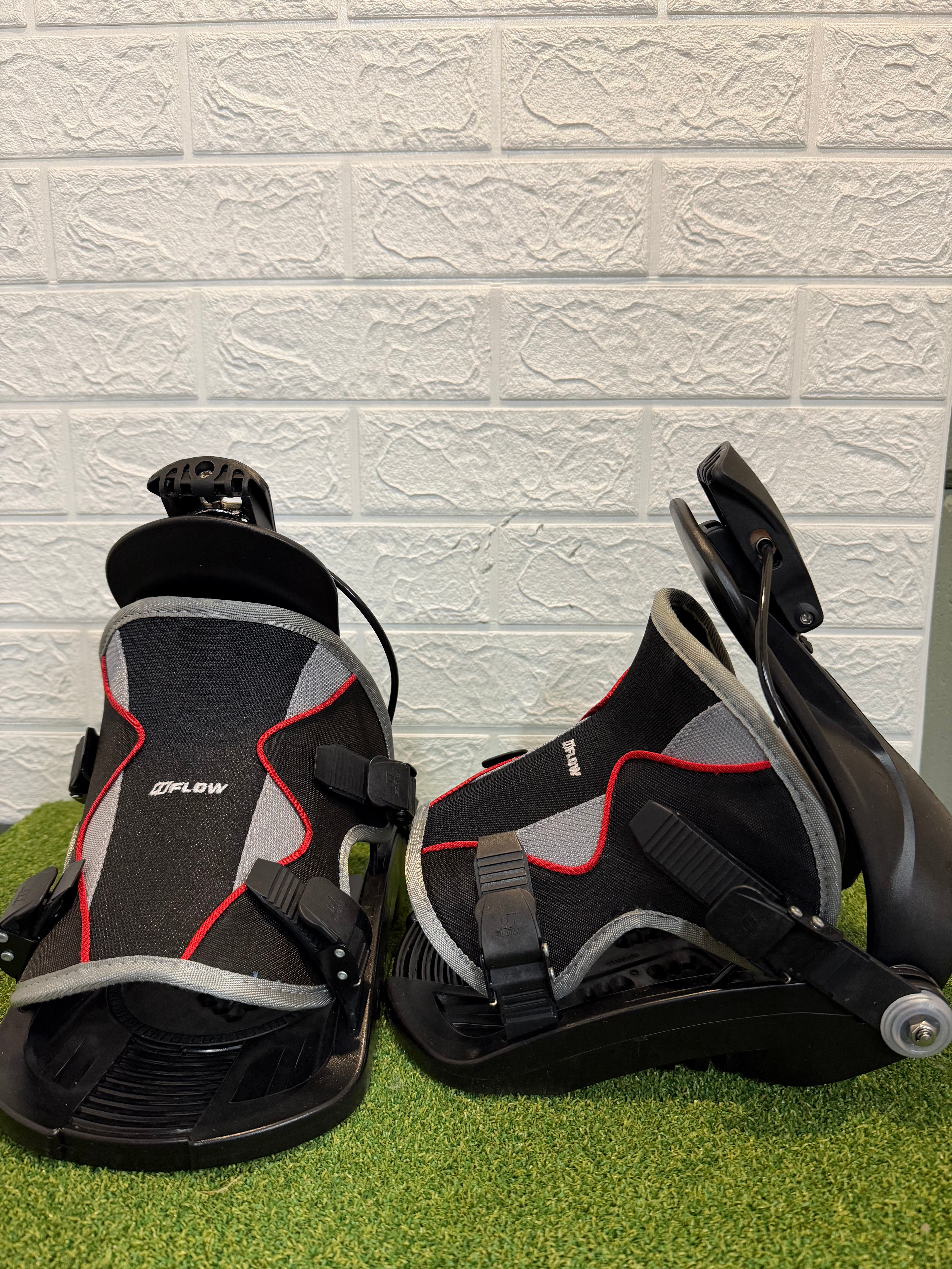 Flow Snowboardbinding "Maat M"