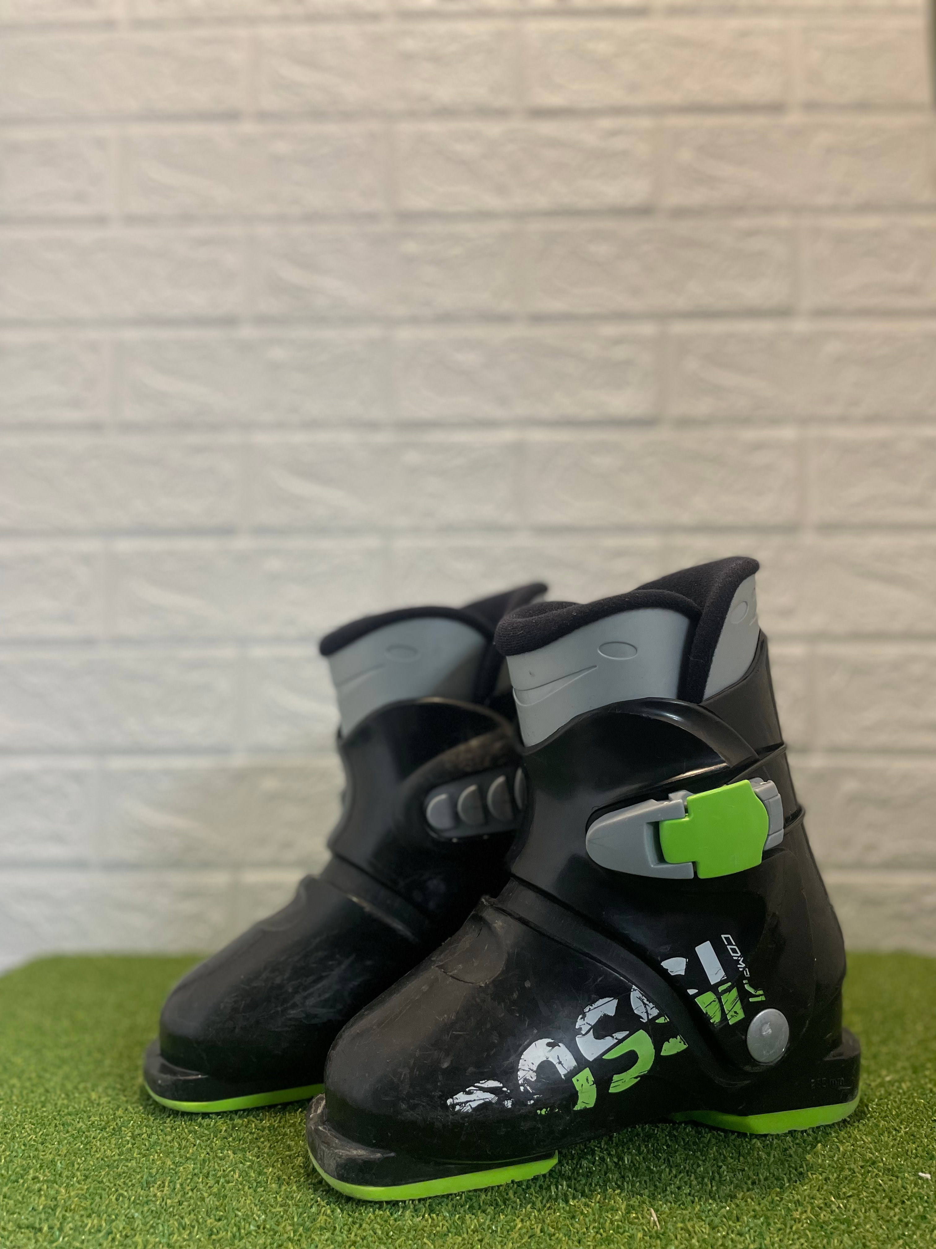 Rossignol skischoenen "maat 31"