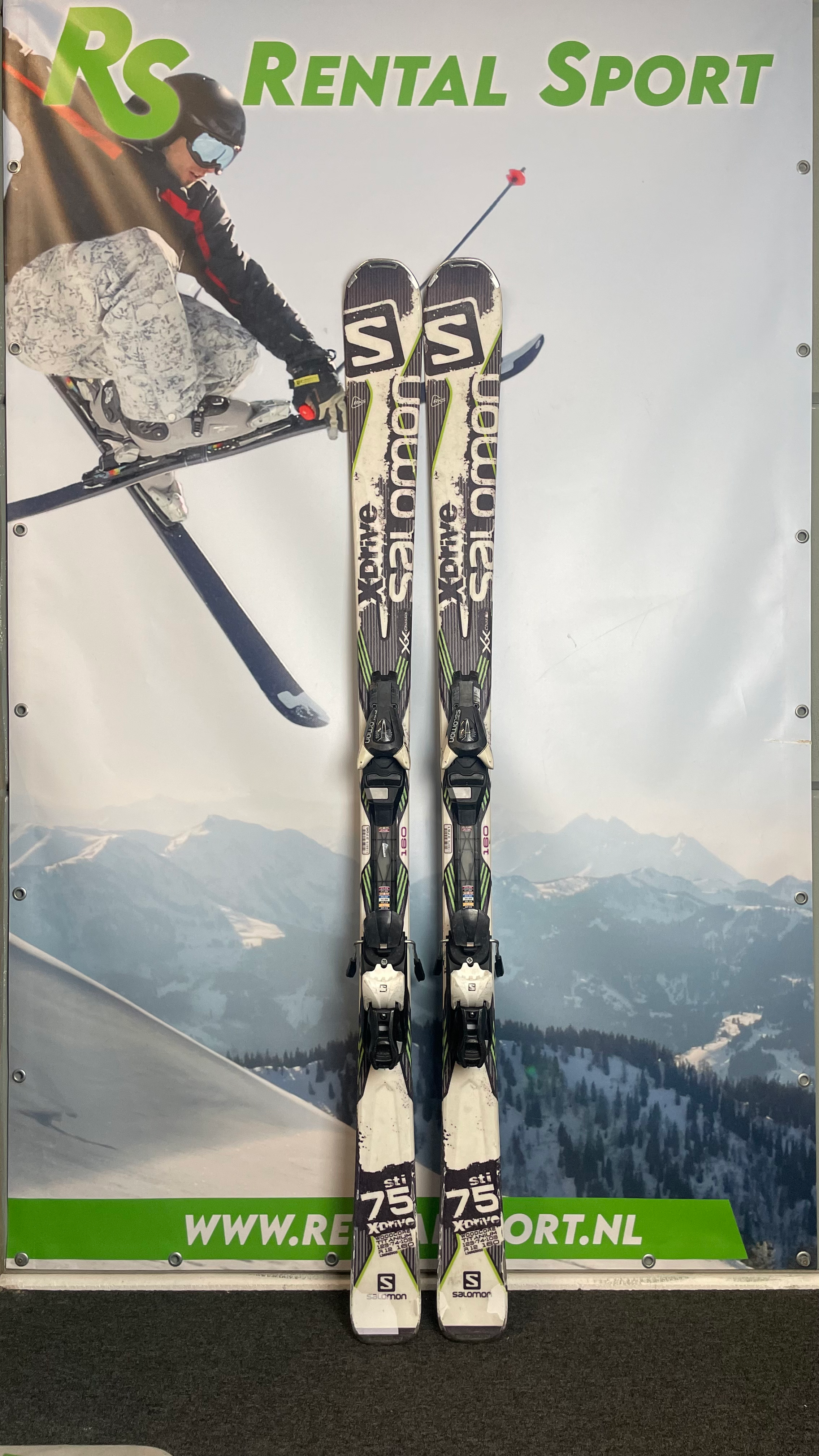 Salomon SKI'S 160cm