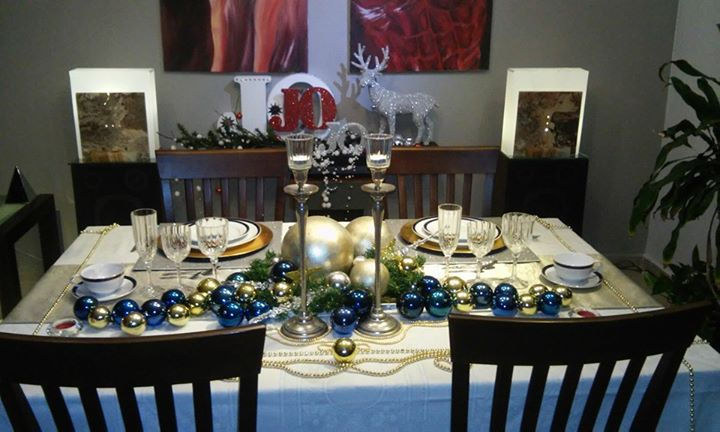 Lista la mesa para la cena de fin de 2015