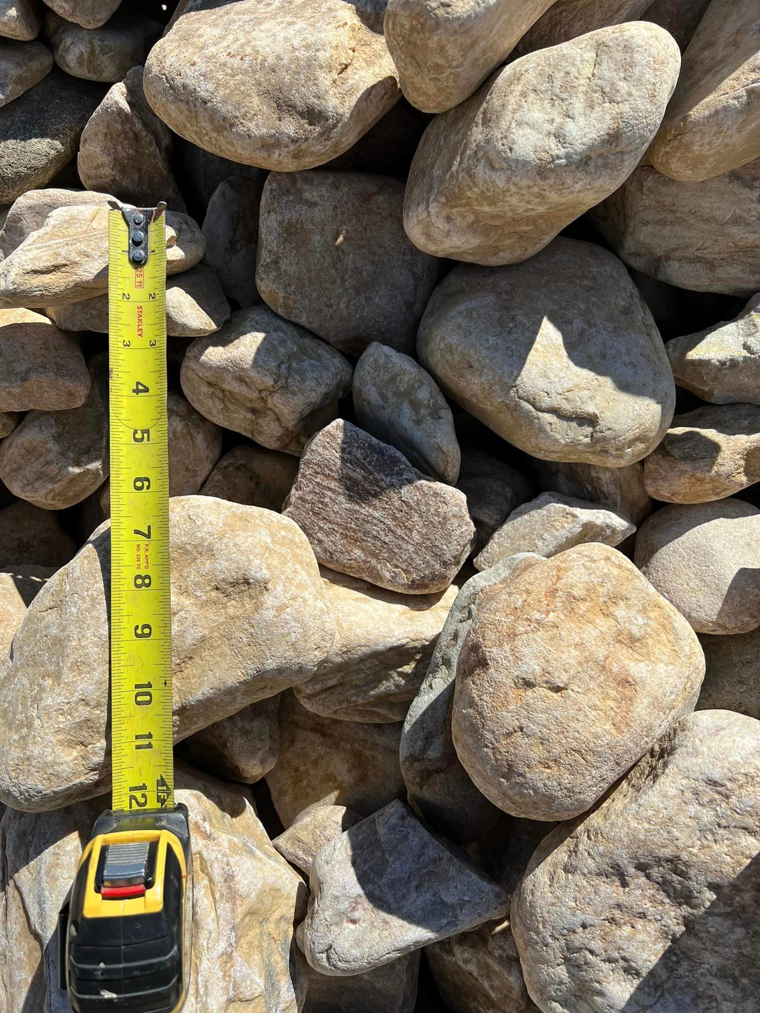 Decorative Stone 4"- 6" River Rock