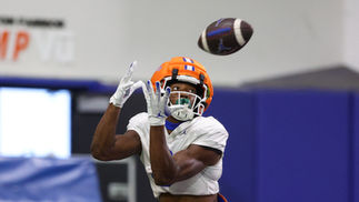 player catching football