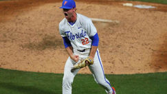 Gators Snap Texas A&M's 16-Game Winning Streak, 8-6