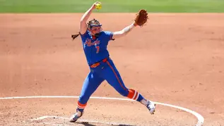 softball pitcher