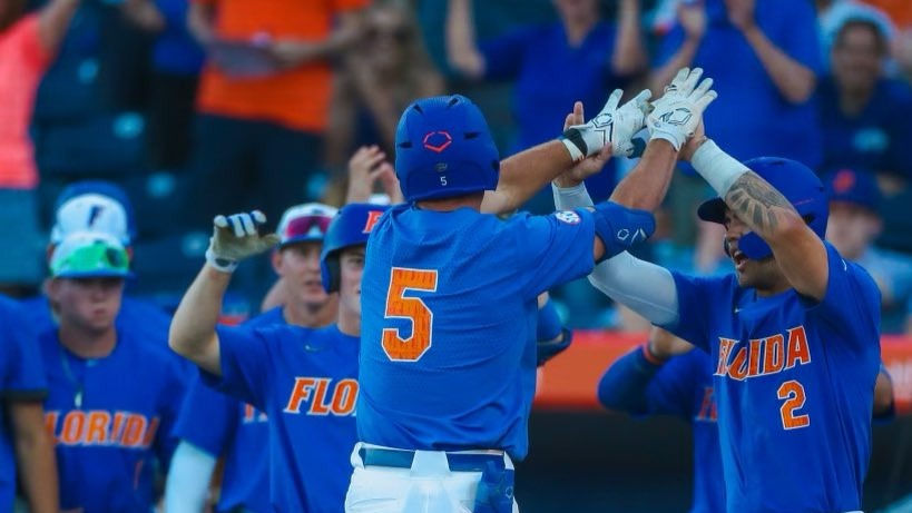 Gators regain their mojo, wallop Siena, 11-0