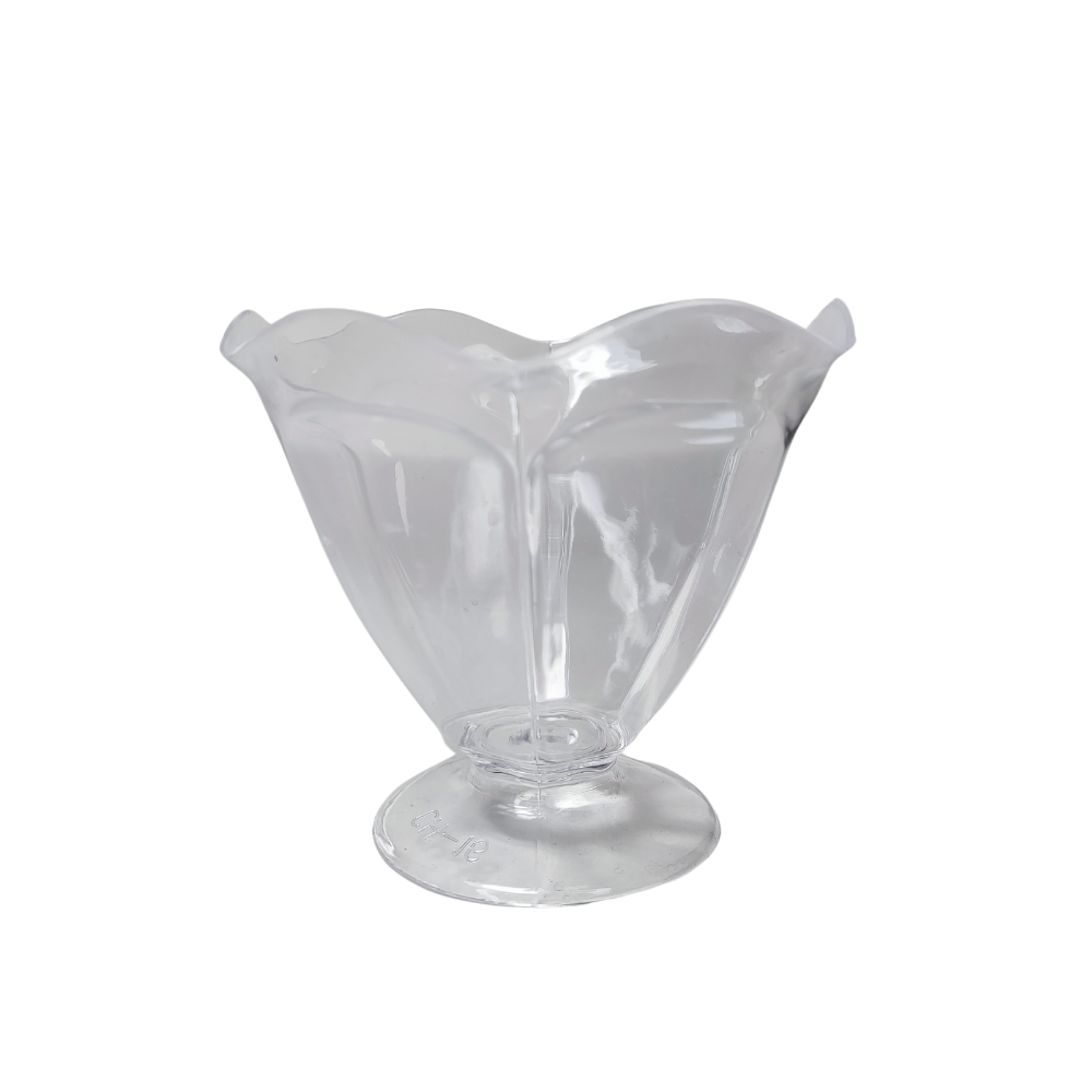 პლასტმასის ჭიქა