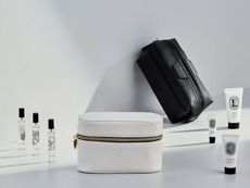 Tips for men who want to arrive at their destination looking and feeling fresh