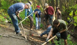 Terwillegar Trimming Trails Thrill: Thursday Night Trail Care Series