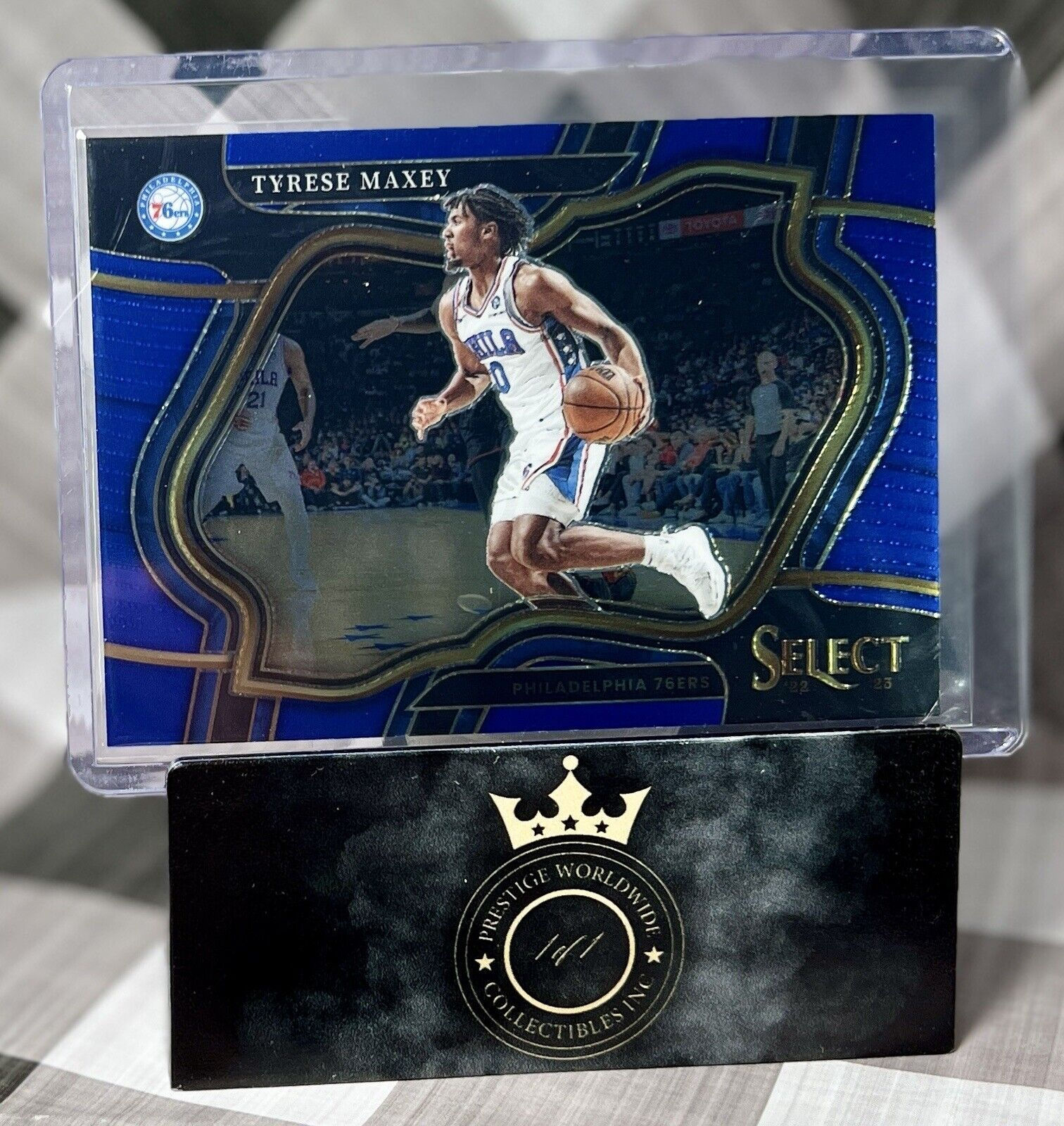Tyrese Maxey 2022-23 Panini Select Courtside Blue SSP #209 - PHI 76ers