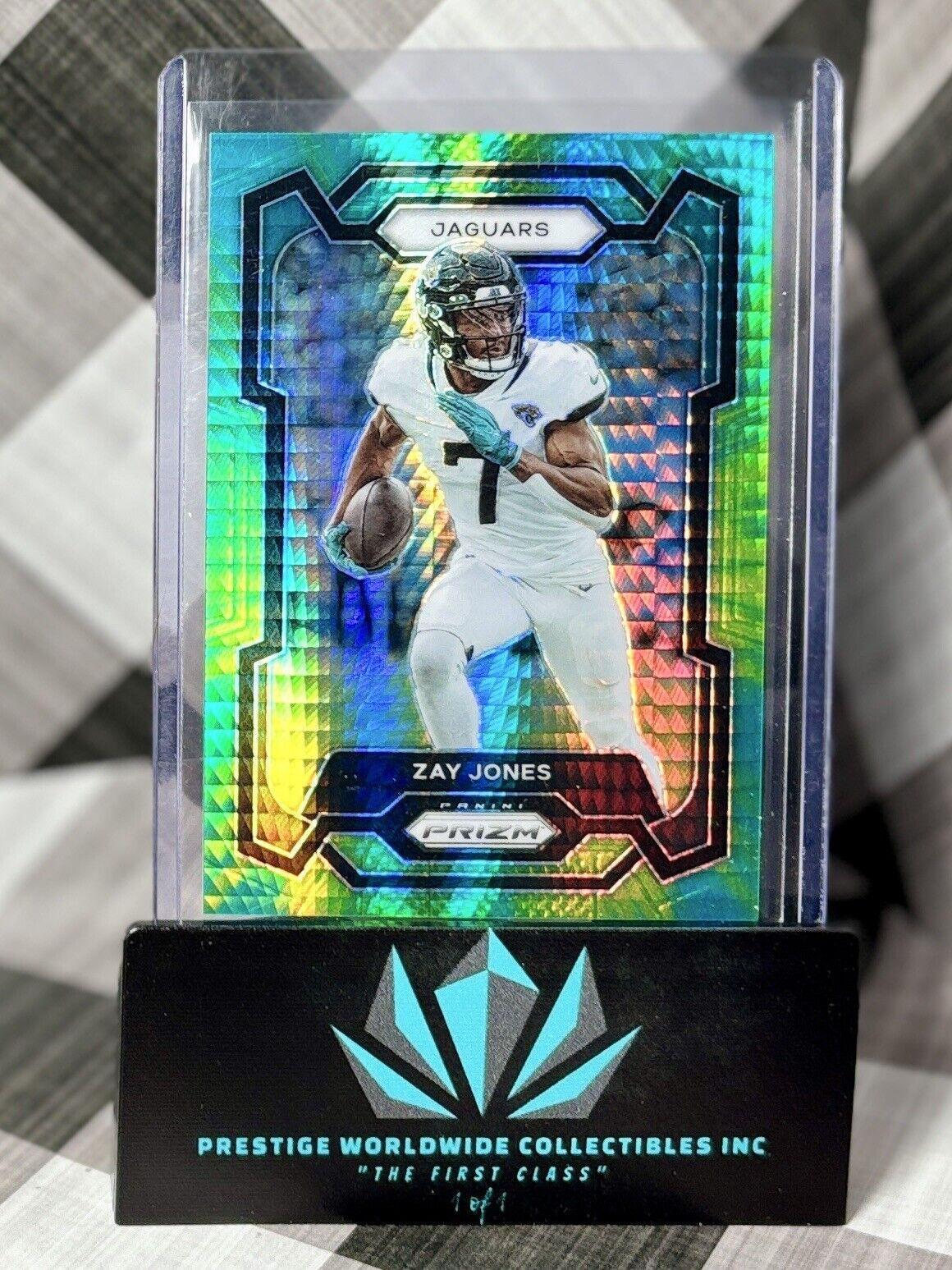 Zay Jones 2023 Prizm Green Hyper /175 #141 Jacksonville Jaguars SP