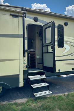 truck & trailer for sale
