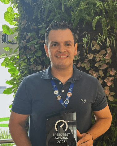 testimonio 3 - carlos (1).png