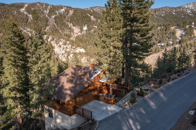 1479 Tyrol MLS189.jpg