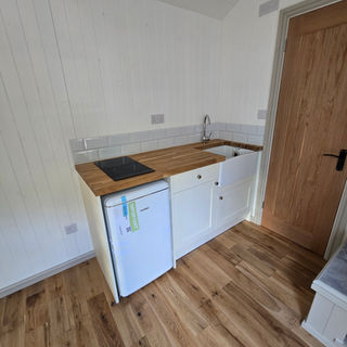 kitchen in 20ft hut