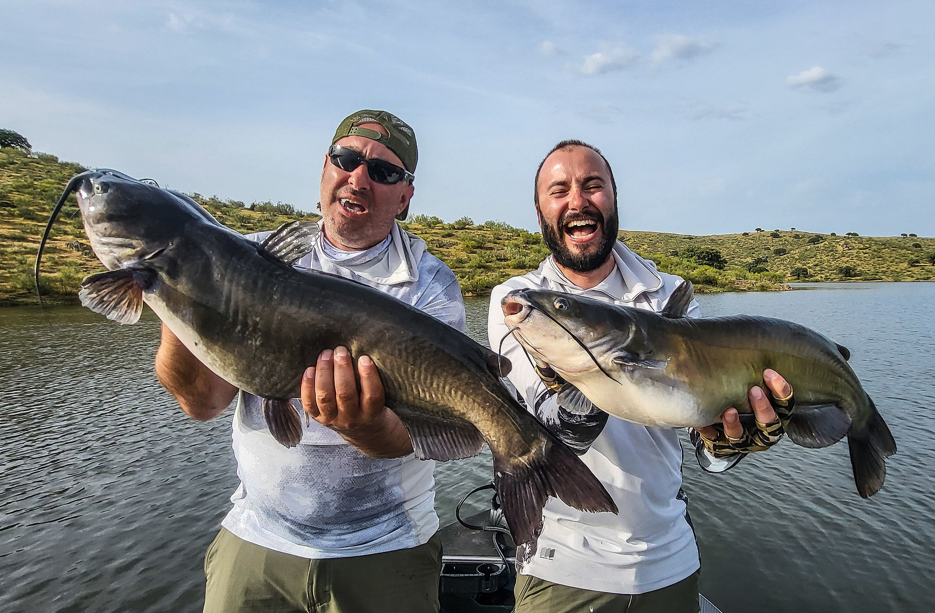 pêche chanel catfish Séjour pêche en Estrémadure Espagne Guide de pêche Cédrick Plasseau, séjour tout compris, pêche brochet, black bass, sandre, barbeau, chanel catfish, haut de gamme,