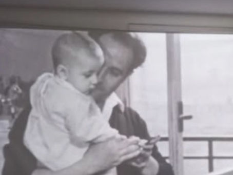 La voce di un padre femminista in In Her Shoes (2019) di Maria lovine