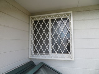 千葉県印西市 防犯対策 2階窓面格子取付工事