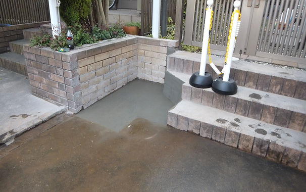 花壇解体・駐輪スペース