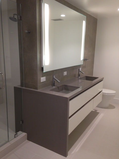 Modern House Bathroom