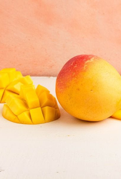 3-count-image-of-australian-mangos-fruit-1125637156_600x600.jpeg