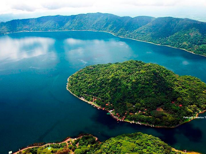 Lago de Coatepeque