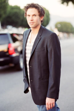 male grooming and makeup artist