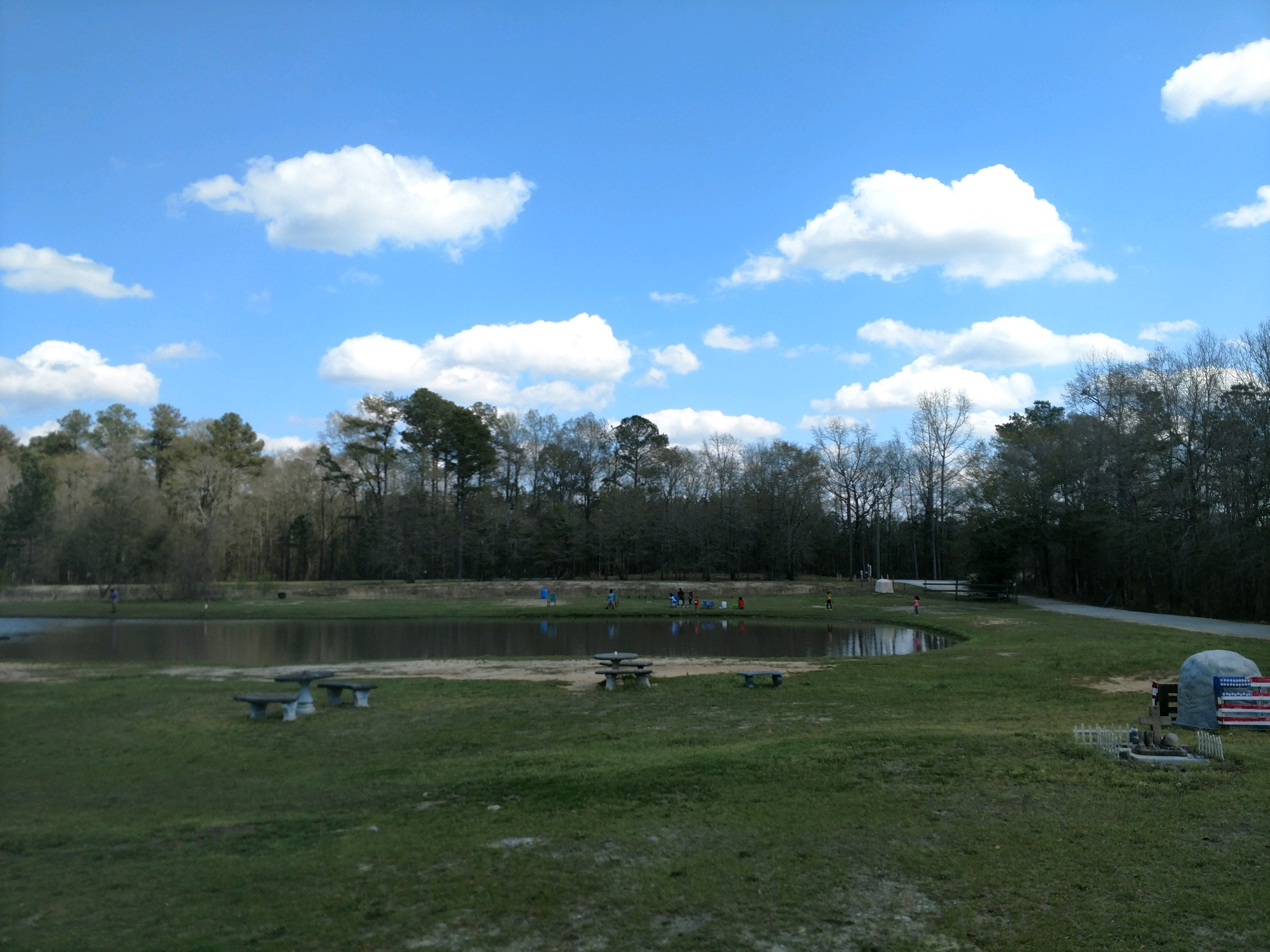 Home cedarcreekfishfarm