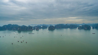 HaLong Bay Boat Tour