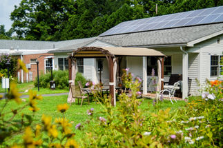 hospice pictures, amherst hospice, fisher home pictures, outside of building