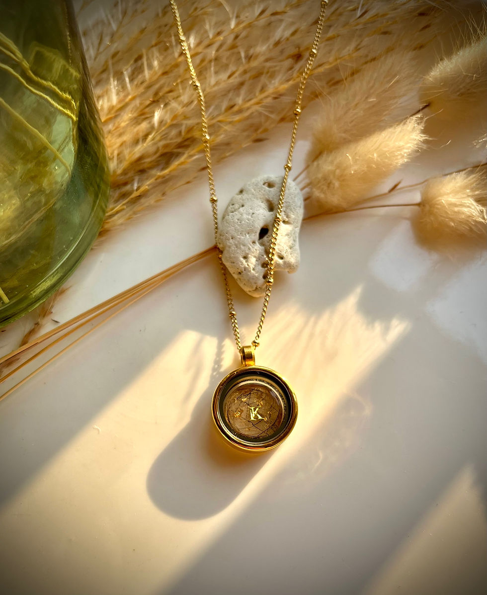 Thumbnail: Collier Souvenir Saturne