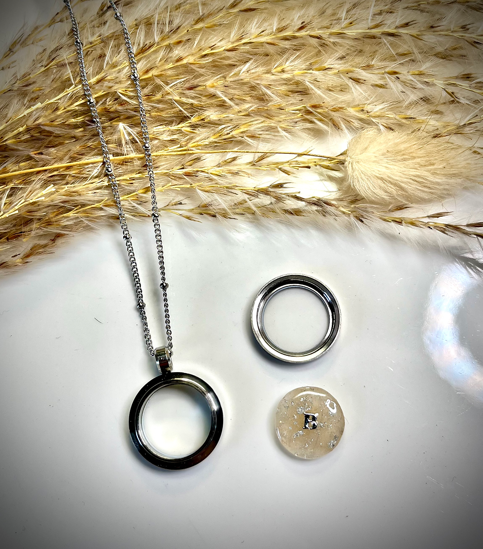 Thumbnail: Collier Souvenir Saturne