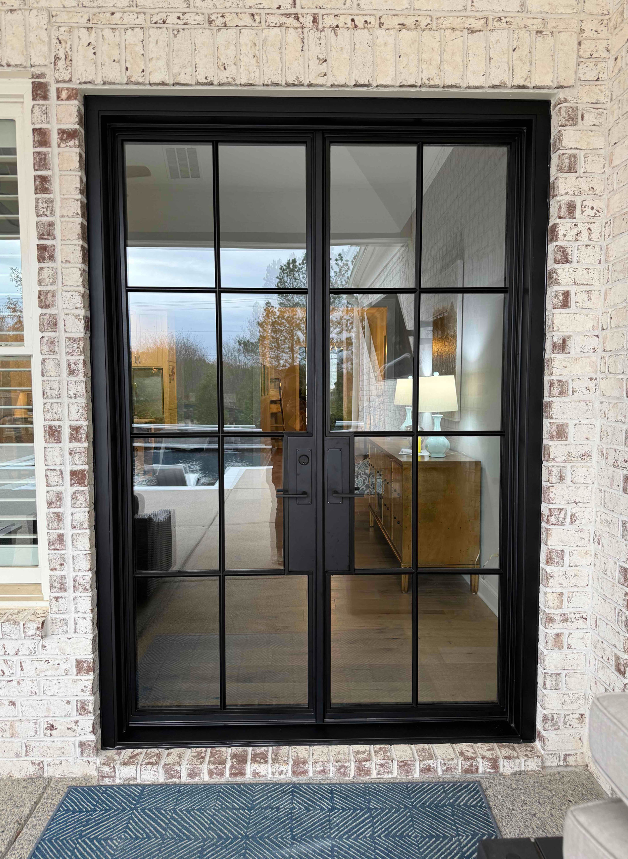 Slimline - 8 Light - Double Door