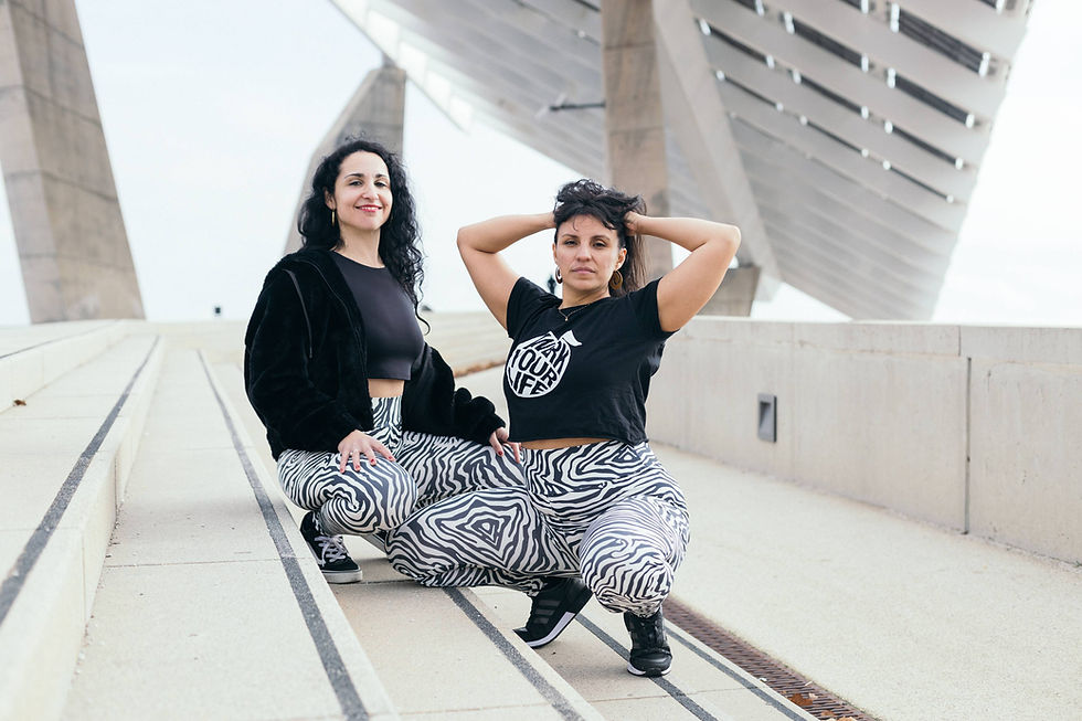 Thumbnail: MAYA ZEBRA