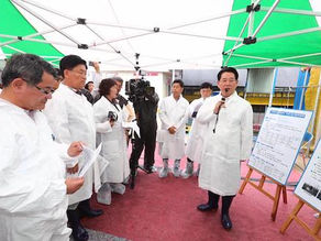 김영록 장관, 전남 나주 오리농장 방문