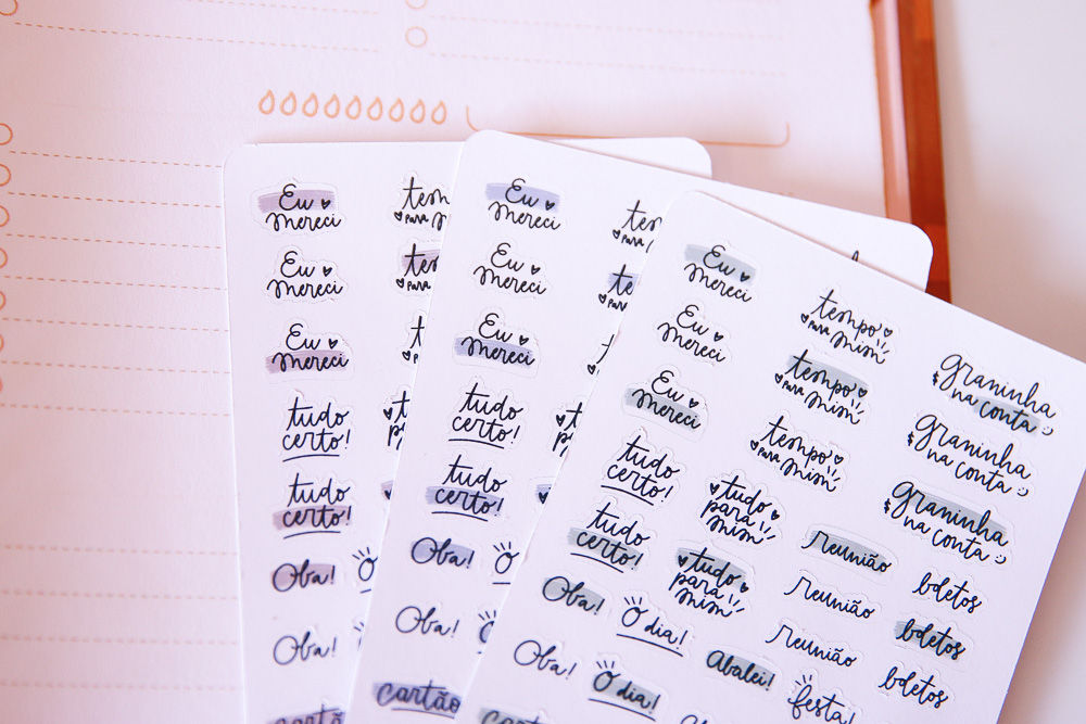 Rotina em lettering - EFL