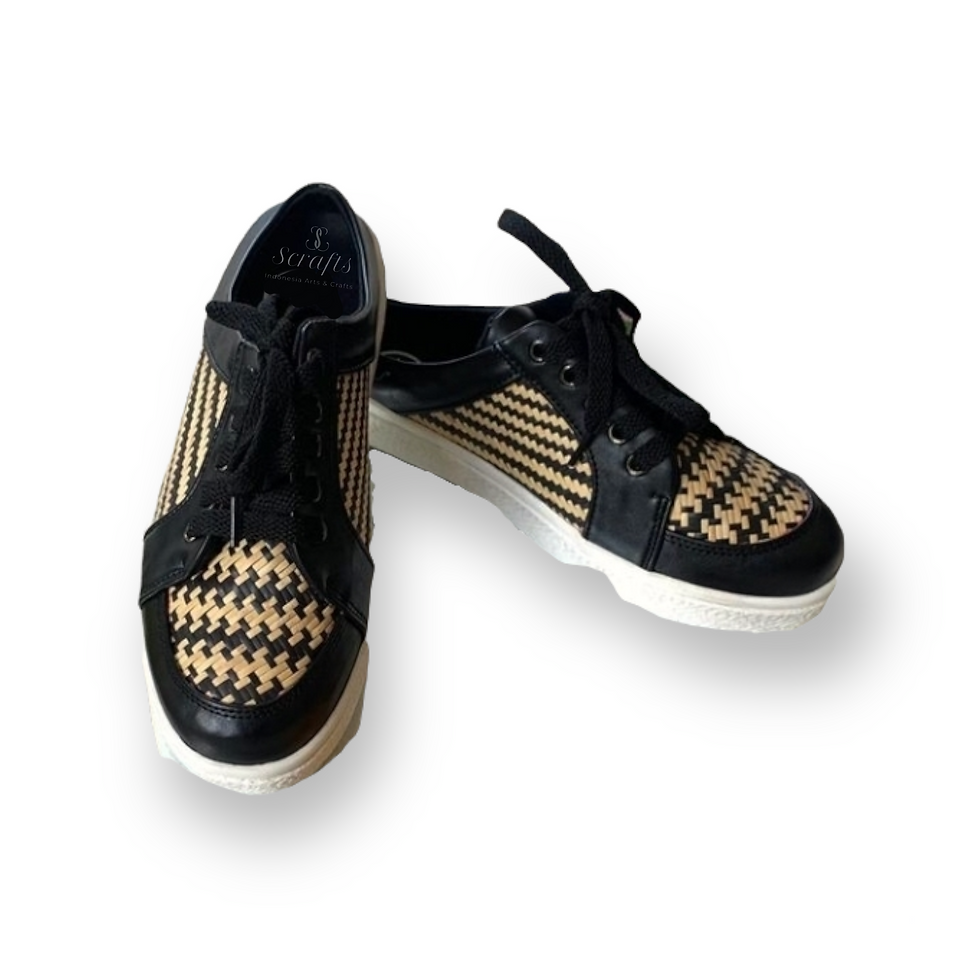 Thumbnail: Sepatu Kets Dasi ROTAN 1
