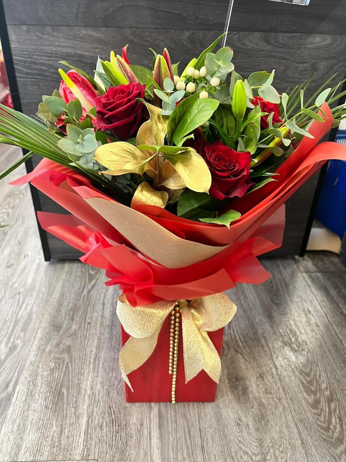 Christmas Box-Bouquet