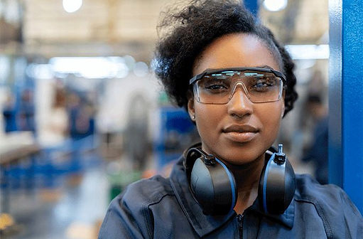 safety-glasses-678x446.jpg