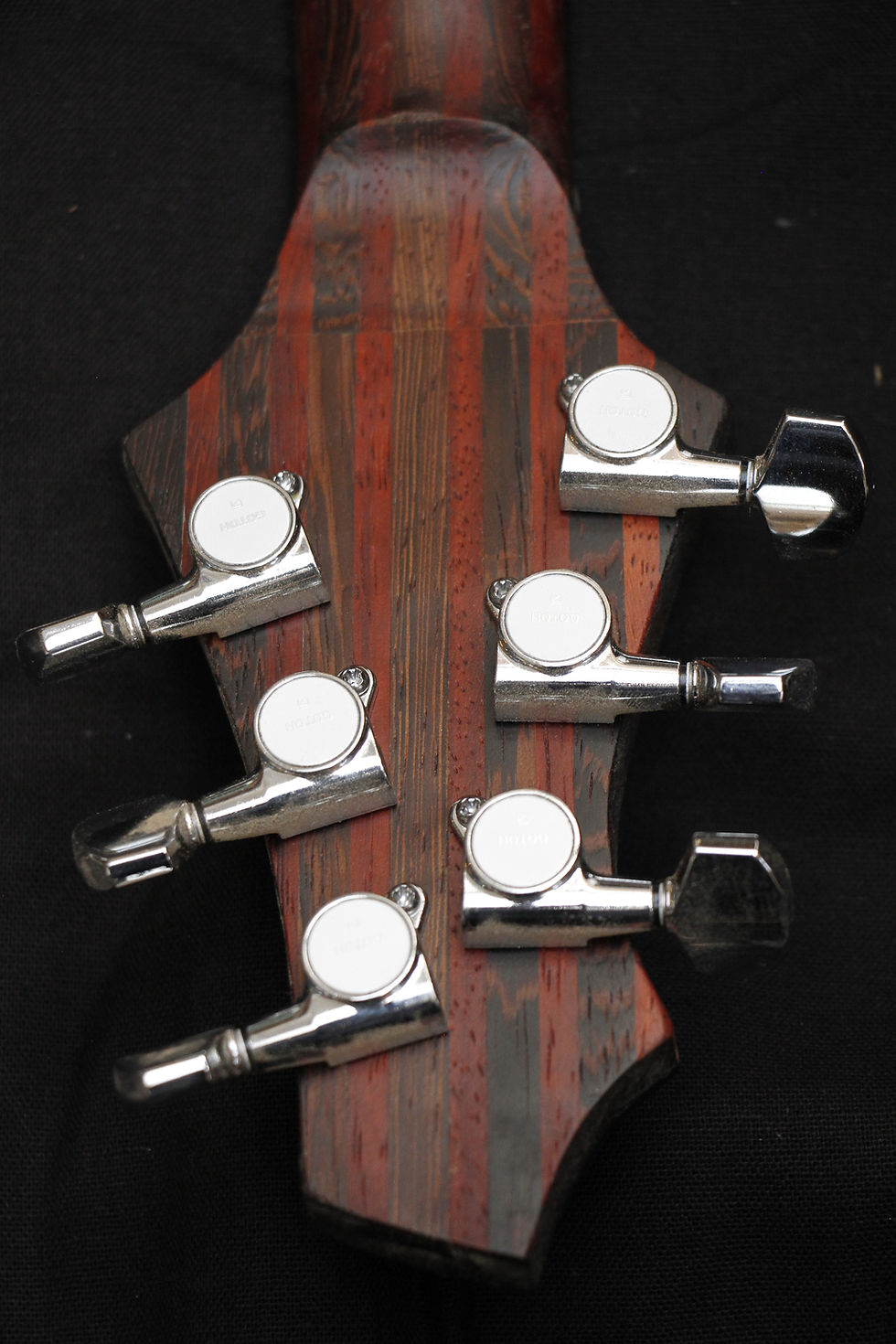 Miniature : Shard Fretless