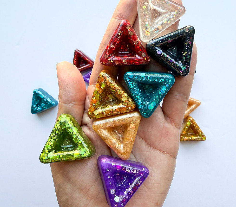 Thumbnail: Triangle Loose Parts