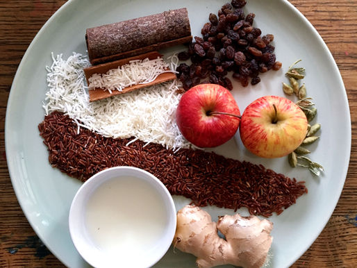 COCONUT & APPLE RED RICE PORRIDGE