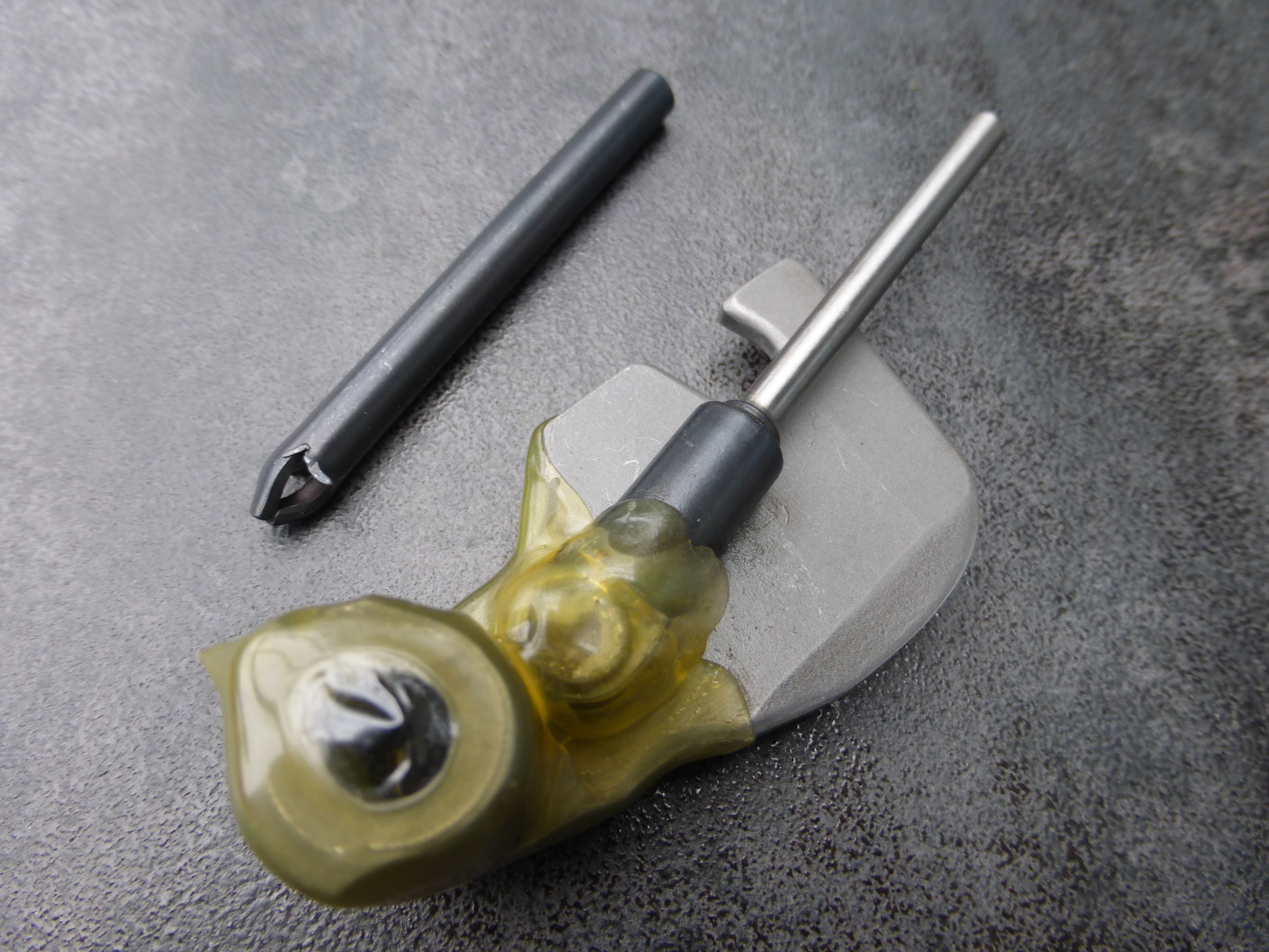 Schlaghammer mit Rohr