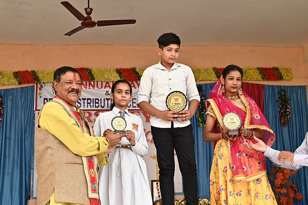 MLA Pooran Prakash Ji Felicitating academic toppers