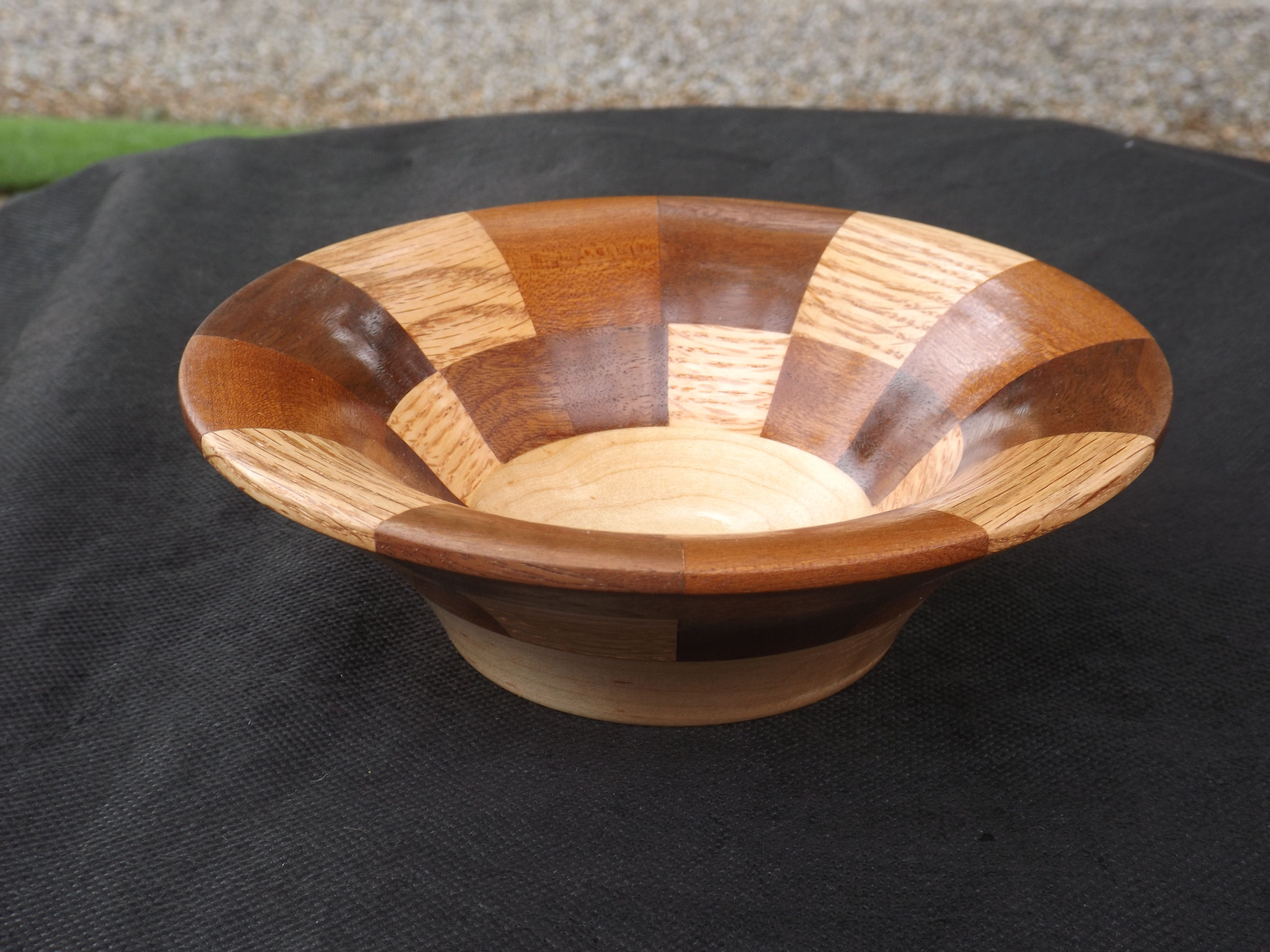 SEGMENTED BOWL