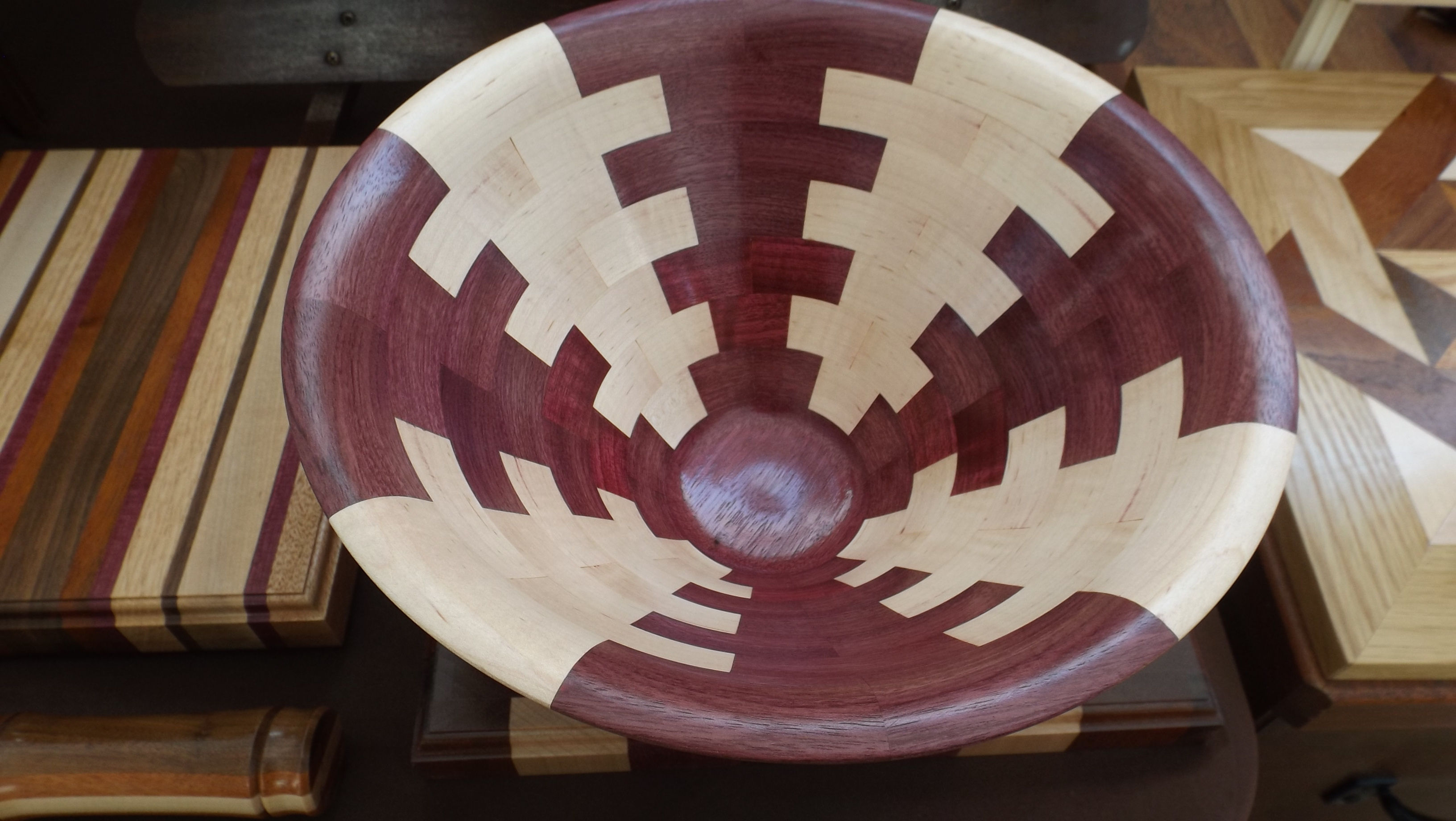 SEGMENTED BOWL