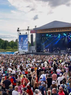 HARDWICK FESTIVAL LAUNCHES 'PAY LIKE IT’S 1970' TICKET OFFER IN CELEBRATION OF GLASTONBURY LEGACIES