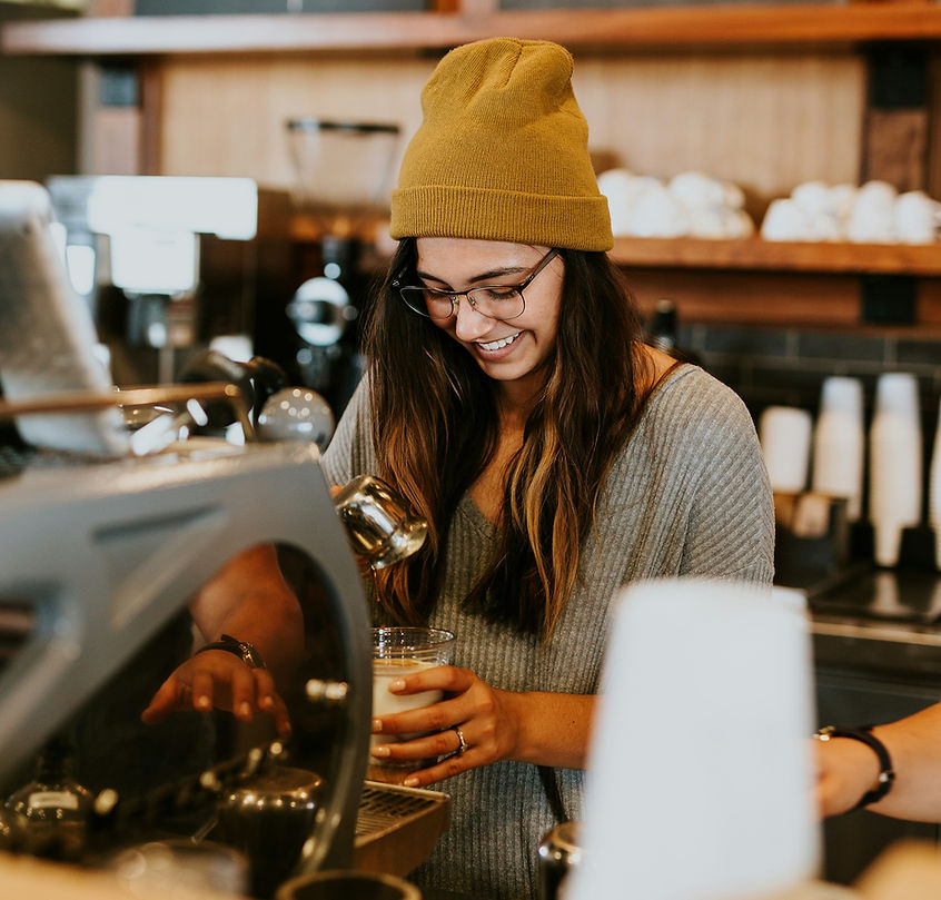 “FAC3UK CLIENT - WOMEN WORKING IN A COFFEE SHOP .”