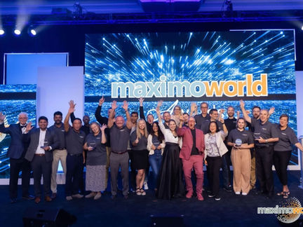 Picture of P2Insight winning MaximoWorld Award for Best MRO Supply Chain Solution